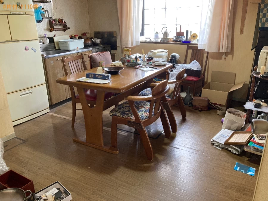 【一関市】布団、書籍、四人用ダイニングテーブル、冷蔵庫等の回収