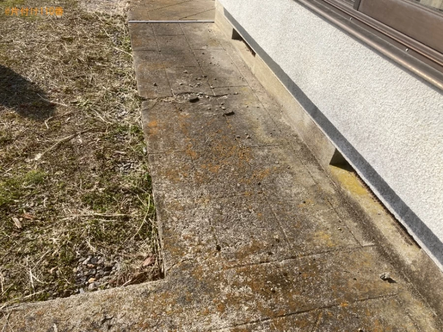 着物、布団、書籍、瀬戸物、炊飯器、食器、ヒーター、枕等の回収